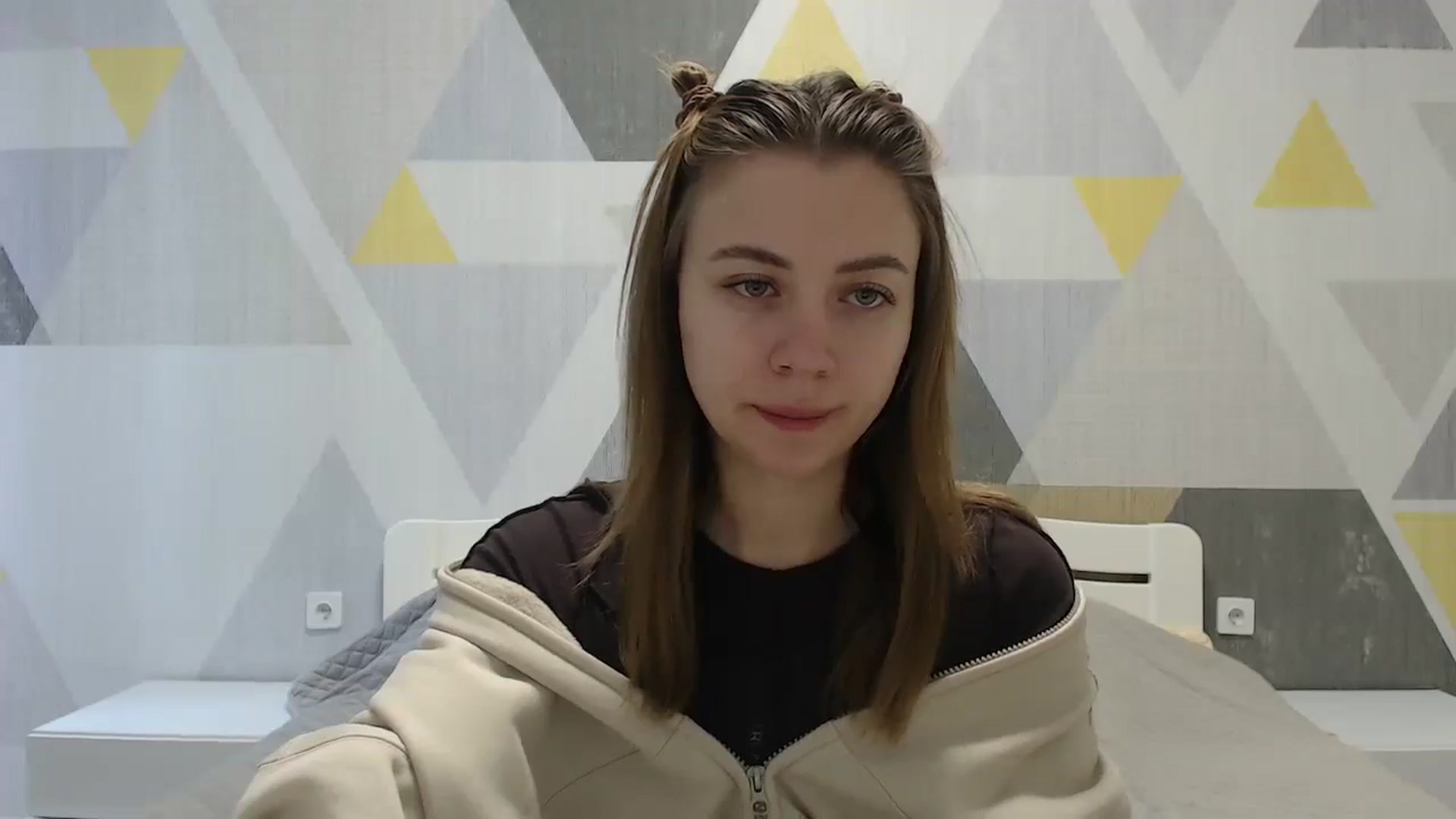 Gallery image thumbnail from Sulfate0's myfreecams stream on, 01/04/2025, 08:01 image 8 of 20