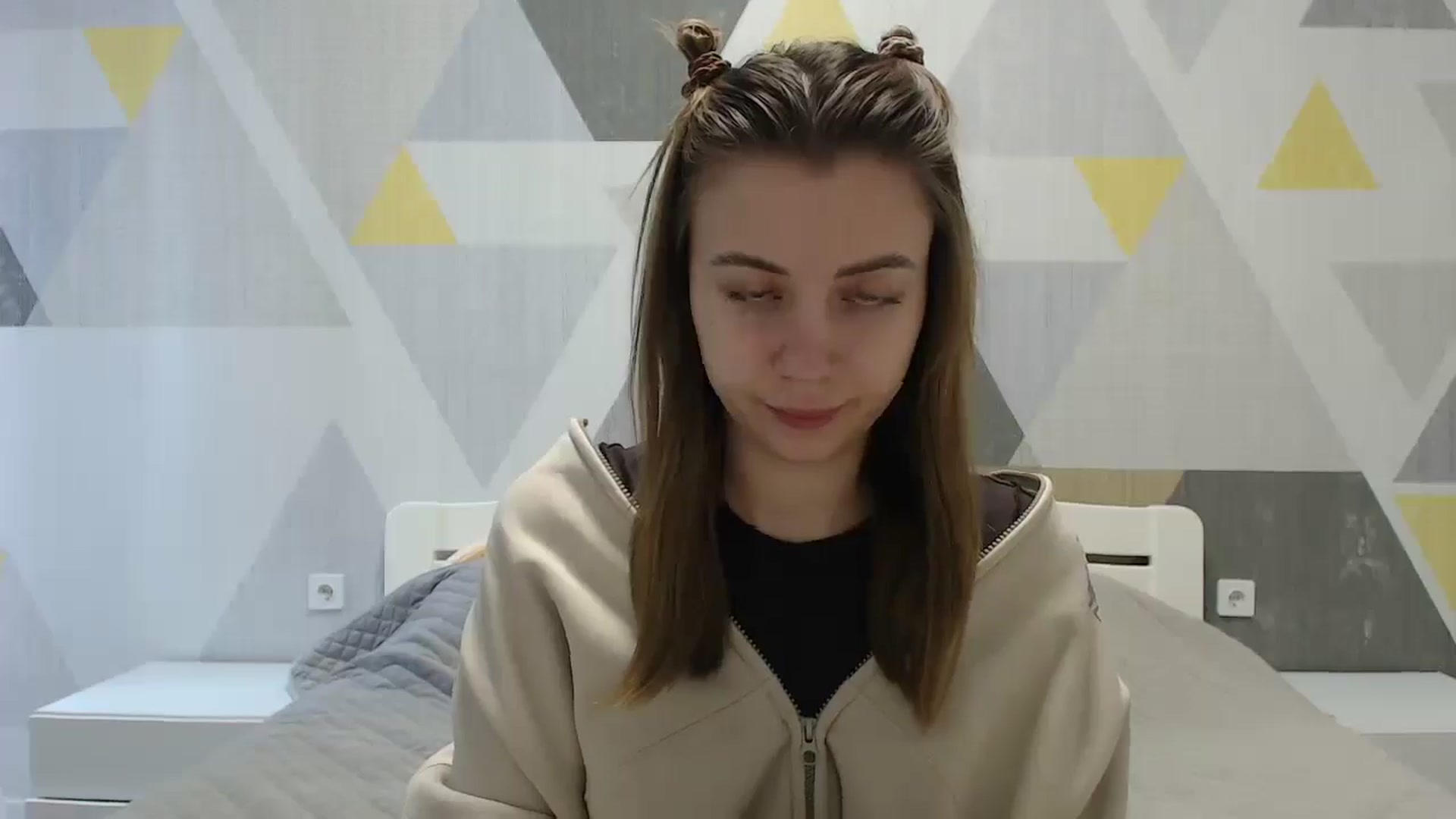 Gallery image thumbnail from Sulfate0's myfreecams stream on, 01/04/2025, 08:20 image 17 of 20