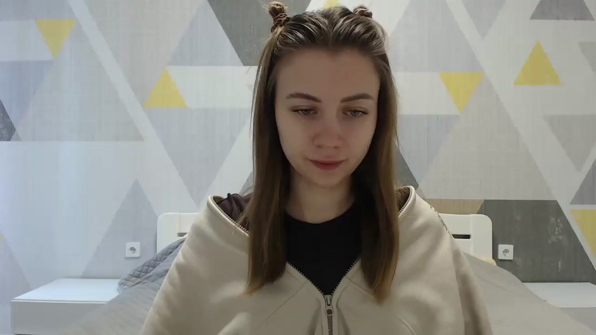 Gallery image thumbnail from Sulfate0's myfreecams stream on, 01/04/2025, 08:20 image 2 of 20