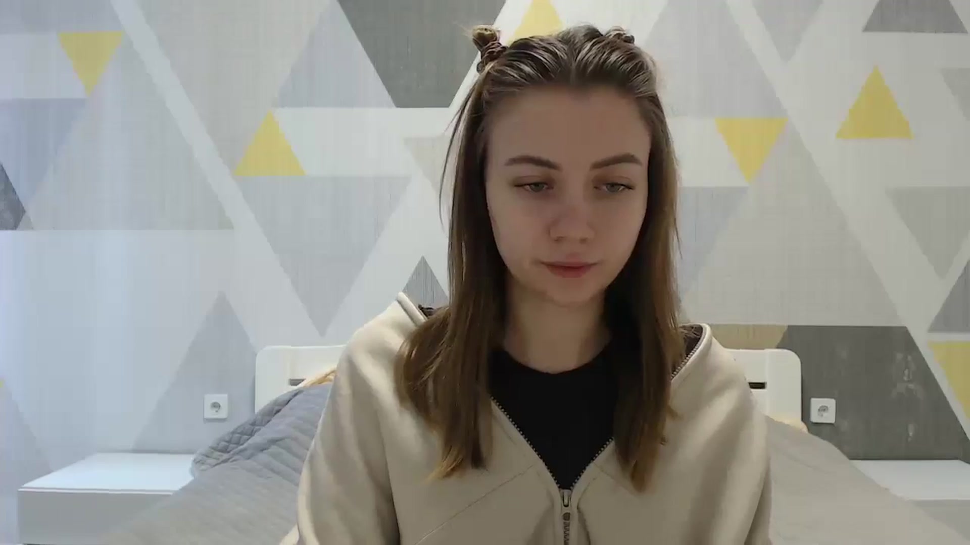 Gallery image thumbnail from Sulfate0's myfreecams stream on, 01/04/2025, 08:20 image 11 of 20