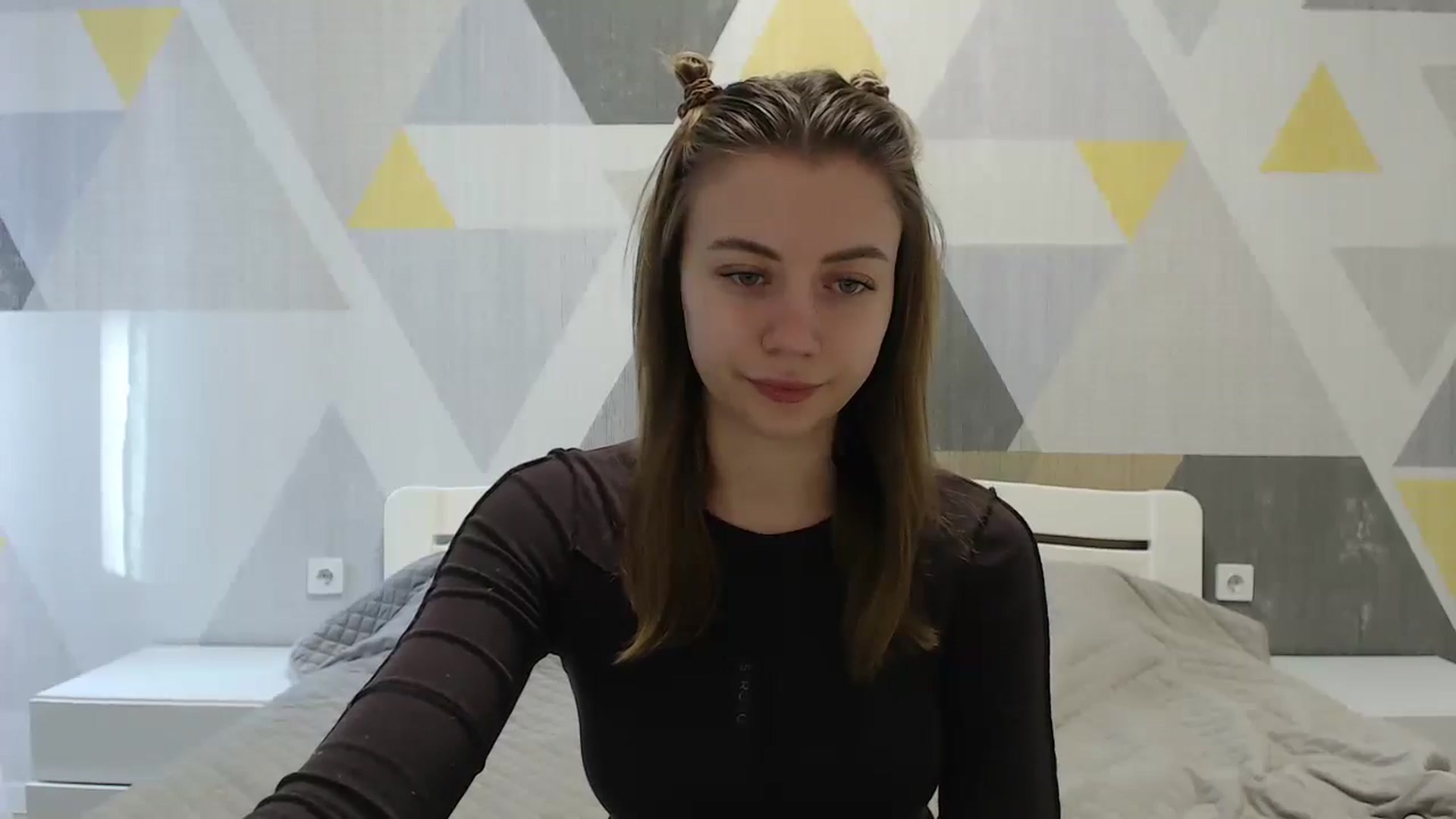 Gallery image thumbnail from Sulfate0's myfreecams stream on, 01/04/2025, 08:45 image 14 of 20