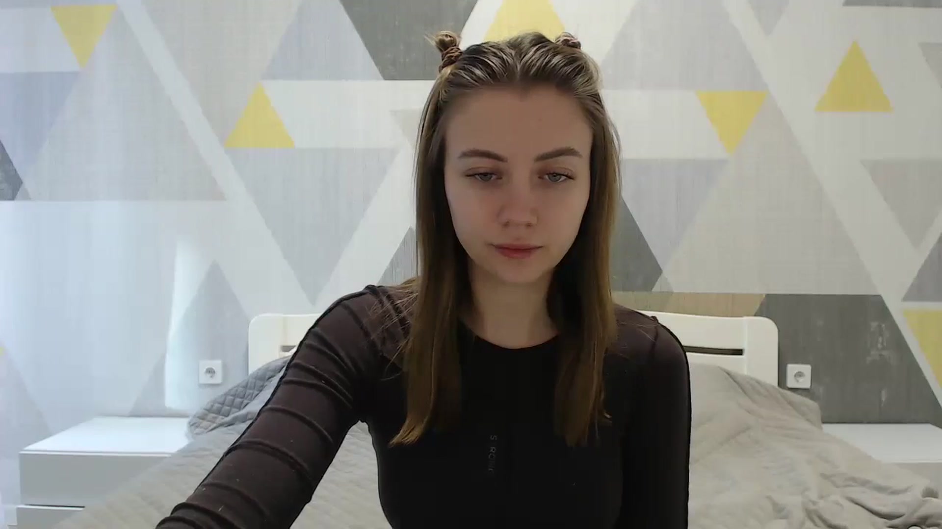 Gallery image thumbnail from Sulfate0's myfreecams stream on, 01/04/2025, 08:45 image 17 of 20