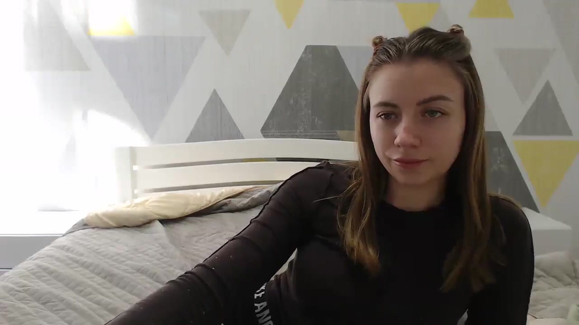 Gallery image thumbnail from Sulfate0's myfreecams stream on, 01/04/2025, 09:14 image 9 of 20