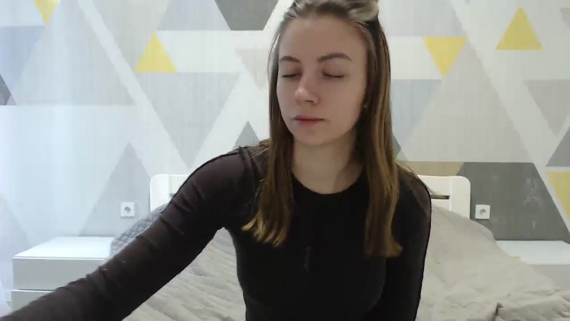 Gallery image thumbnail from Sulfate0's myfreecams stream on, 01/04/2025, 09:14 image 2 of 20