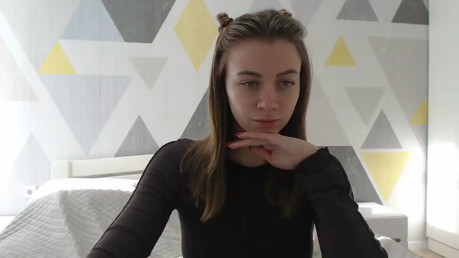 Gallery image thumbnail from Sulfate0's myfreecams stream on, 01/04/2025, 10:38 image 7 of 20