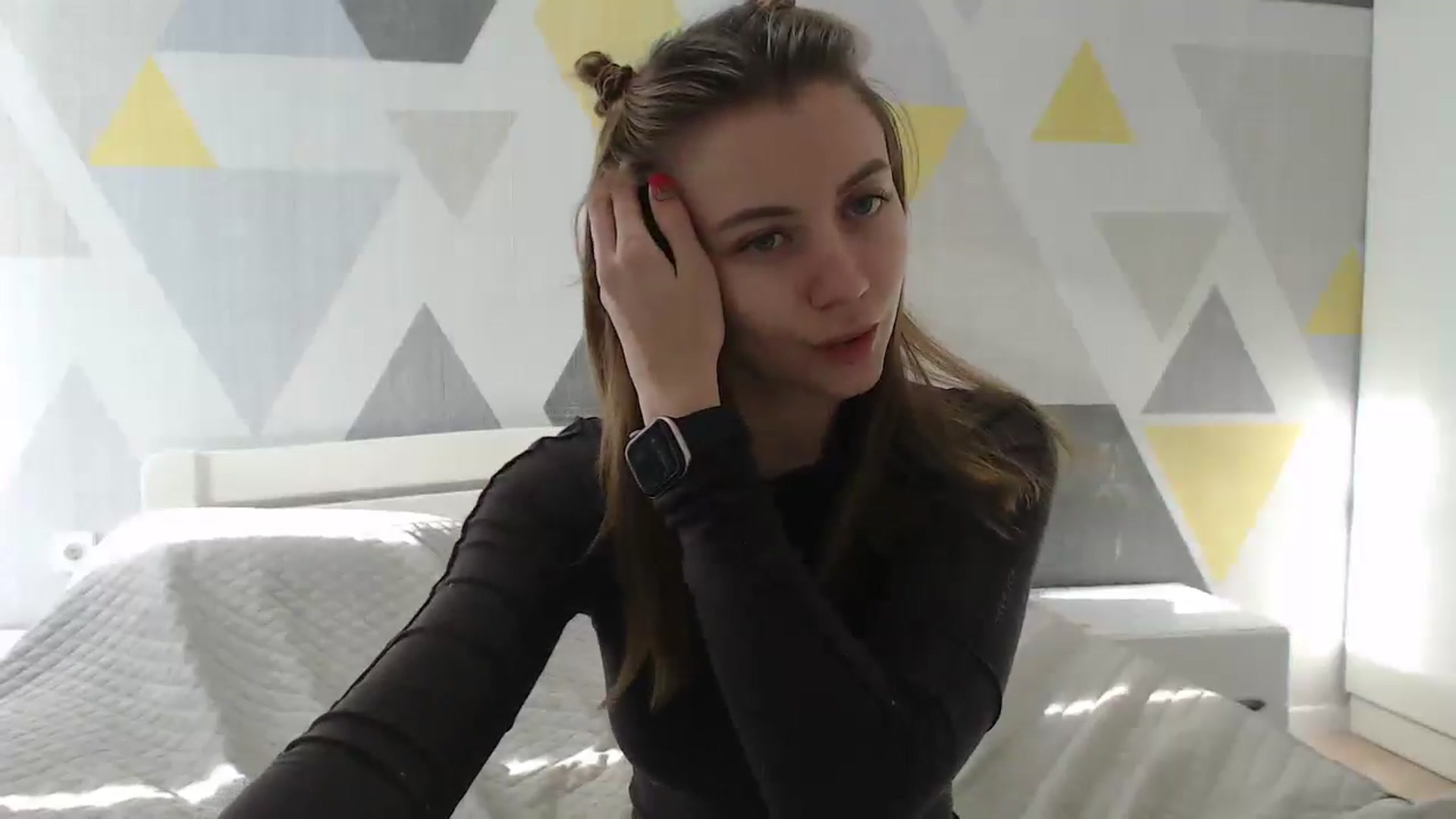 Gallery image thumbnail from Sulfate0's myfreecams stream on, 01/04/2025, 10:38 image 4 of 20