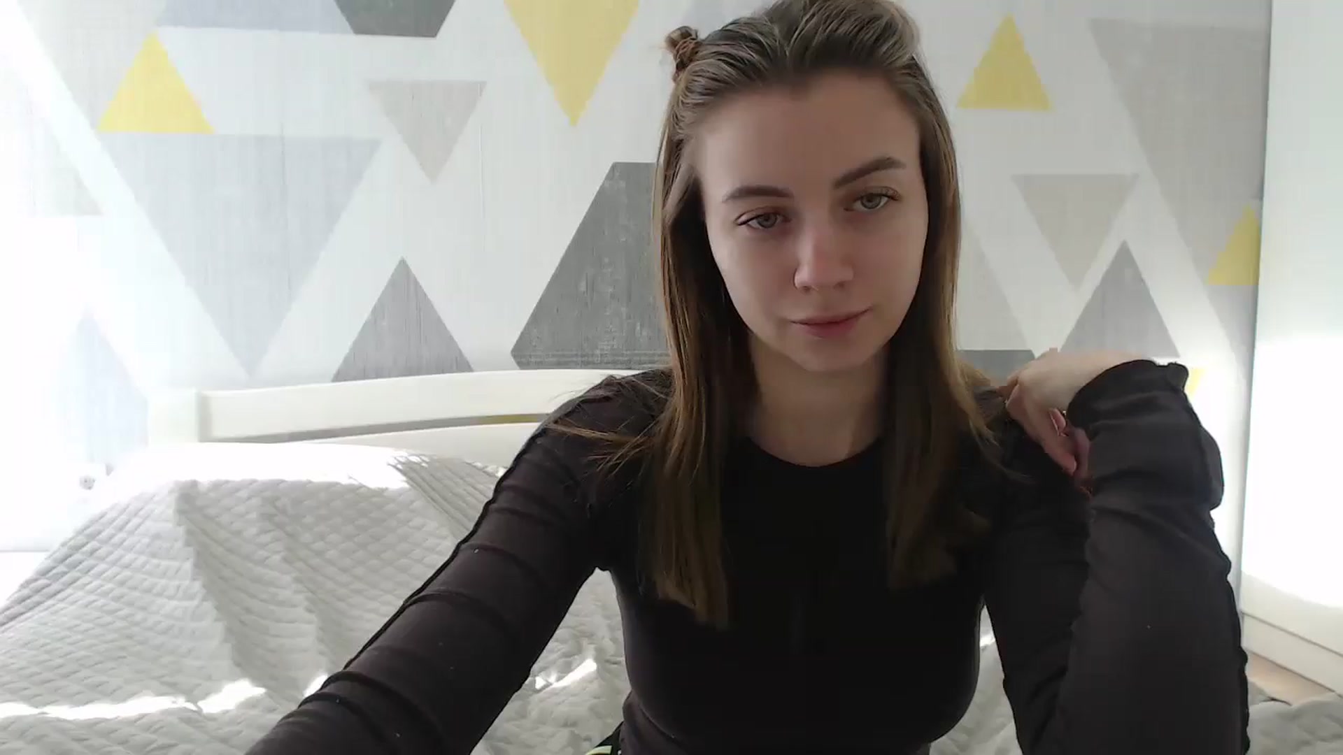 Gallery image thumbnail from Sulfate0's myfreecams stream on, 01/04/2025, 10:38 image 9 of 20
