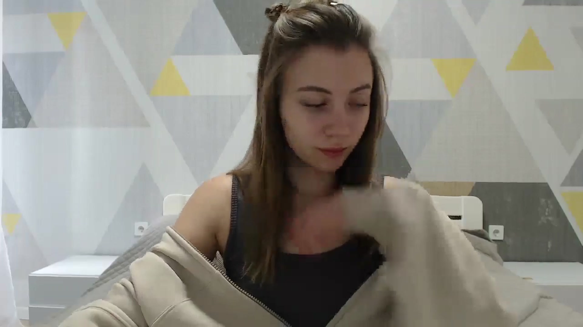 Gallery image thumbnail from Sulfate0's myfreecams stream on, 01/05/2025, 08:00 image 16 of 20