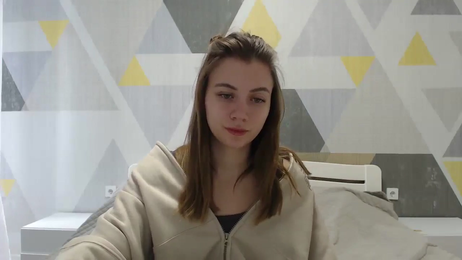 Gallery image thumbnail from Sulfate0's myfreecams stream on, 01/05/2025, 08:27 image 6 of 20