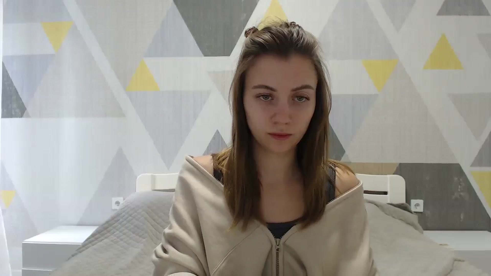 Gallery image thumbnail from Sulfate0's myfreecams stream on, 01/05/2025, 08:27 image 10 of 20