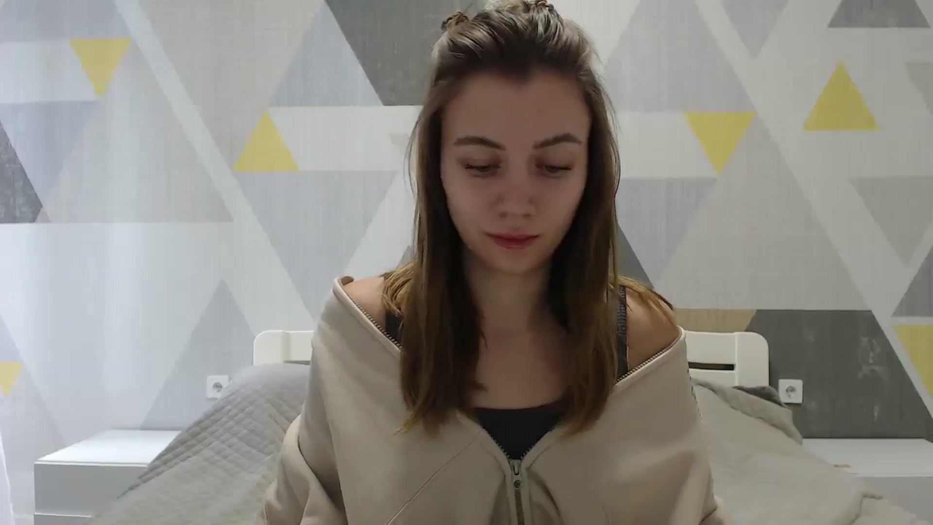 Gallery image thumbnail from Sulfate0's myfreecams stream on, 01/05/2025, 08:27 image 11 of 20