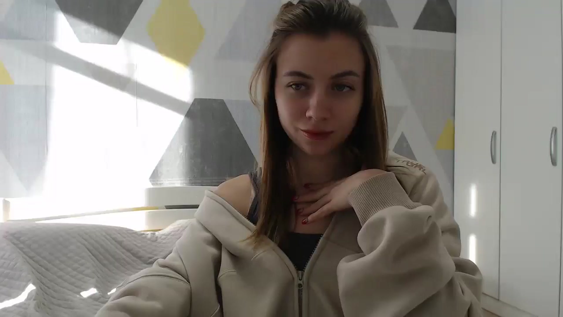 Gallery image thumbnail from Sulfate0's myfreecams stream on, 01/05/2025, 10:12 image 1 of 20