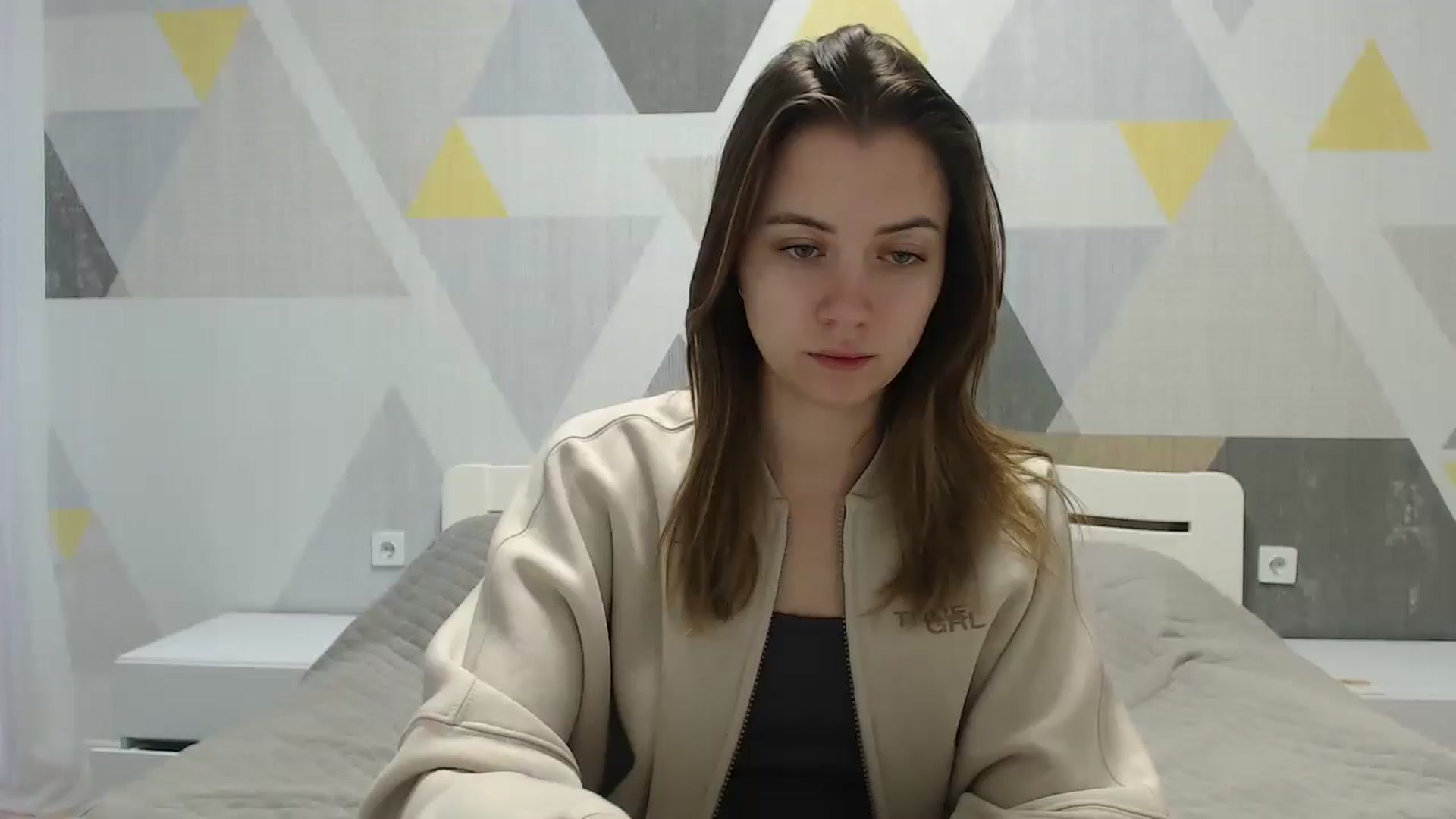 Gallery image thumbnail from Sulfate0's myfreecams stream on, 01/06/2025, 06:37 image 17 of 20