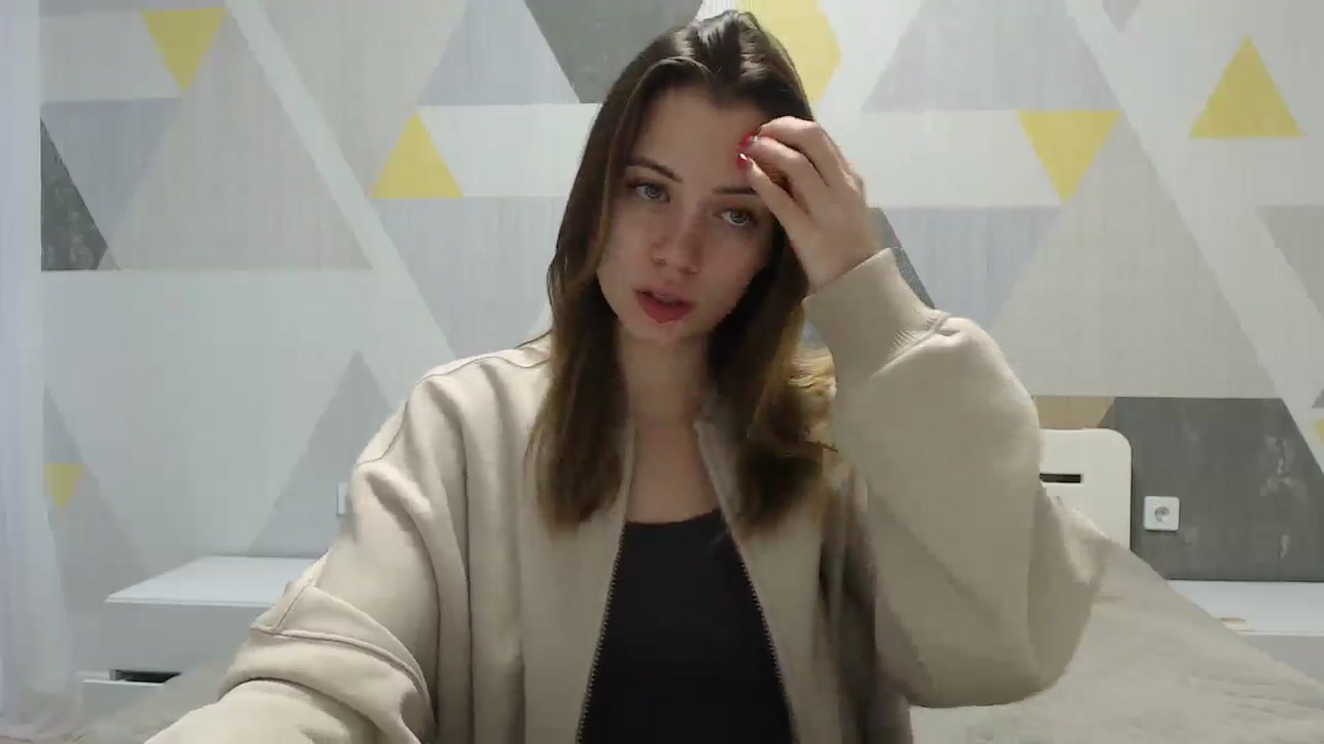 Gallery image thumbnail from Sulfate0's myfreecams stream on, 01/06/2025, 06:37 image 19 of 20