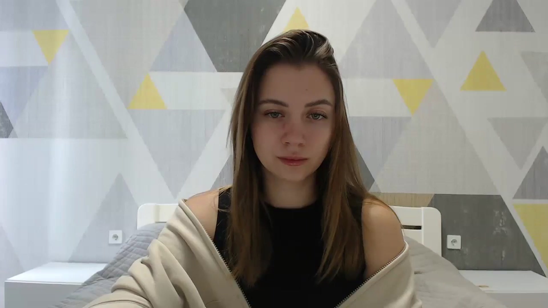 Gallery image thumbnail from Sulfate0's myfreecams stream on, 01/10/2025, 08:37 image 6 of 20