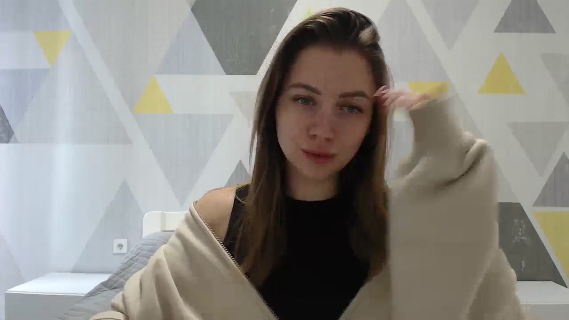 Gallery image thumbnail from Sulfate0's myfreecams stream on, 01/10/2025, 08:37 image 4 of 20