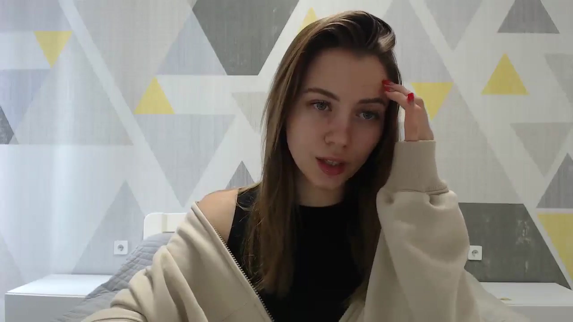 Gallery image thumbnail from Sulfate0's myfreecams stream on, 01/10/2025, 08:37 image 5 of 20