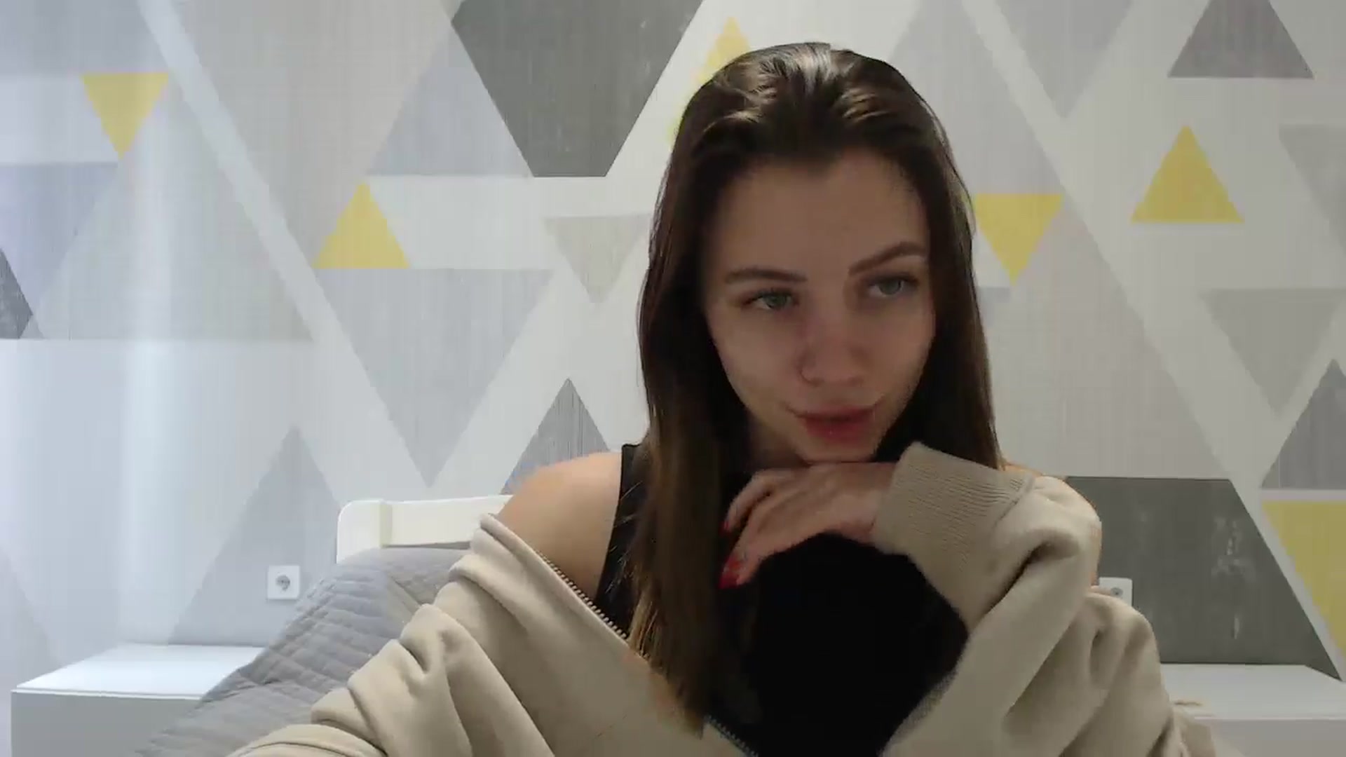 Gallery image thumbnail from Sulfate0's myfreecams stream on, 01/10/2025, 08:37 image 12 of 20