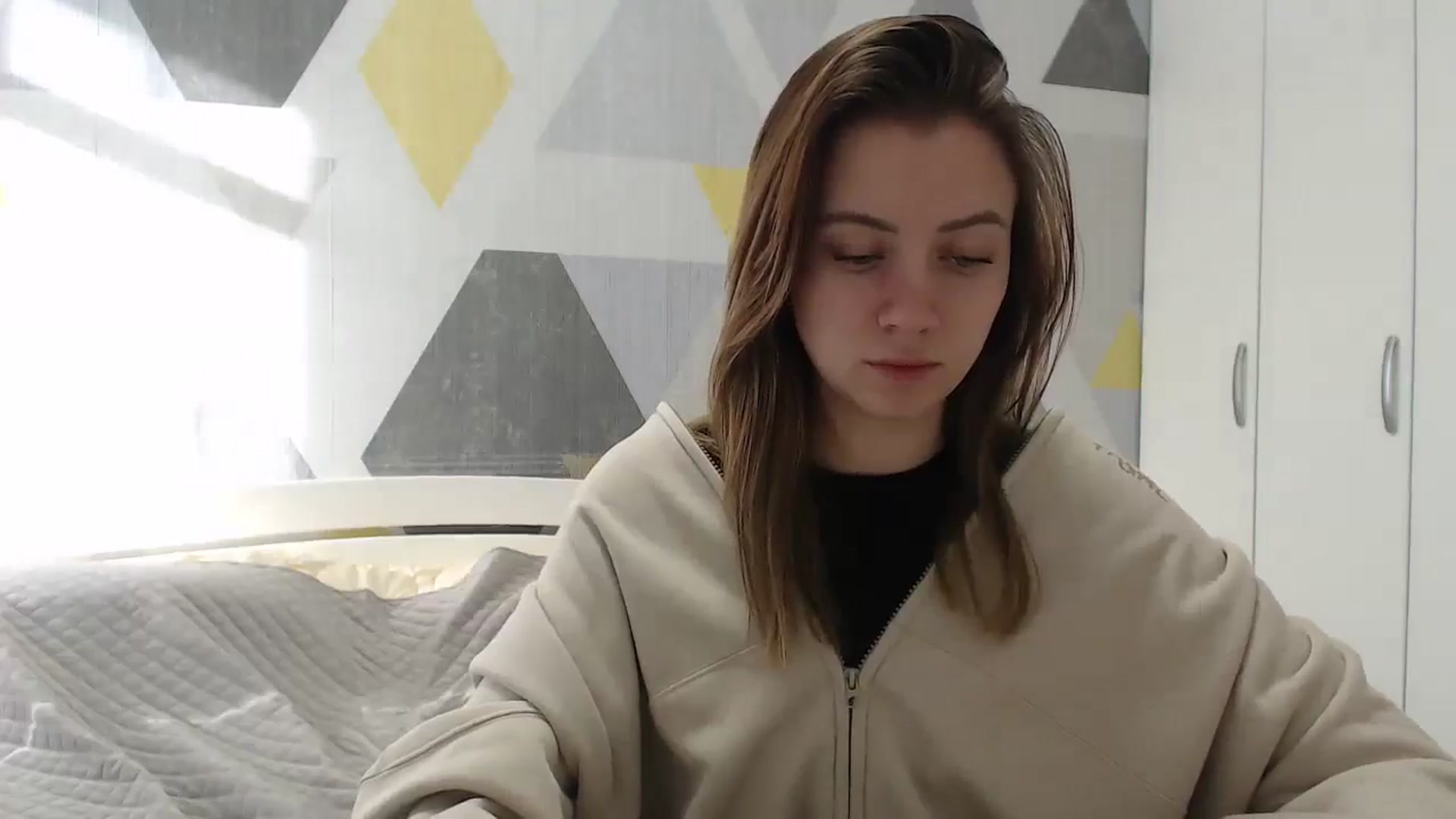 Gallery image thumbnail from Sulfate0's myfreecams stream on, 01/10/2025, 09:41 image 6 of 20