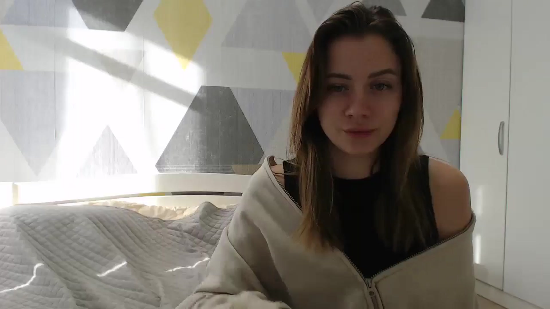 Gallery image thumbnail from Sulfate0's myfreecams stream on, 01/10/2025, 09:41 image 17 of 20
