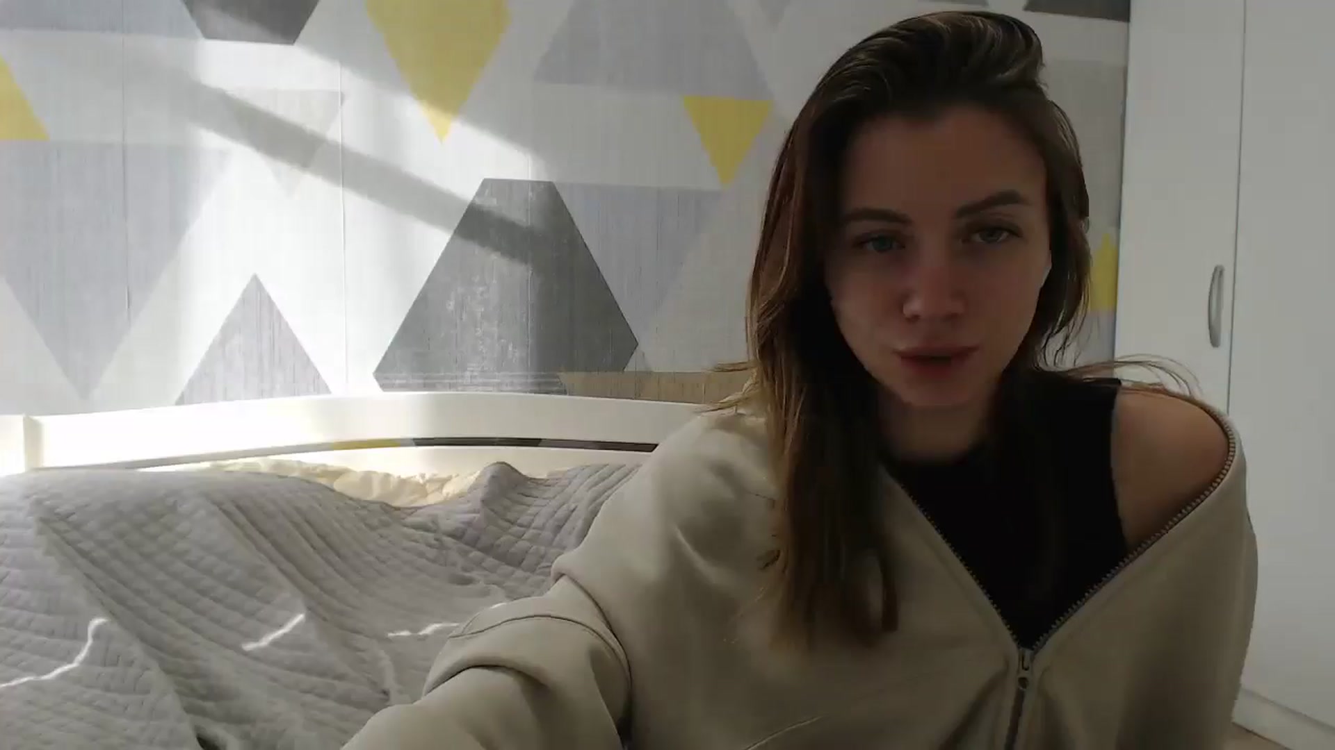 Gallery image thumbnail from Sulfate0's myfreecams stream on, 01/10/2025, 09:41 image 20 of 20