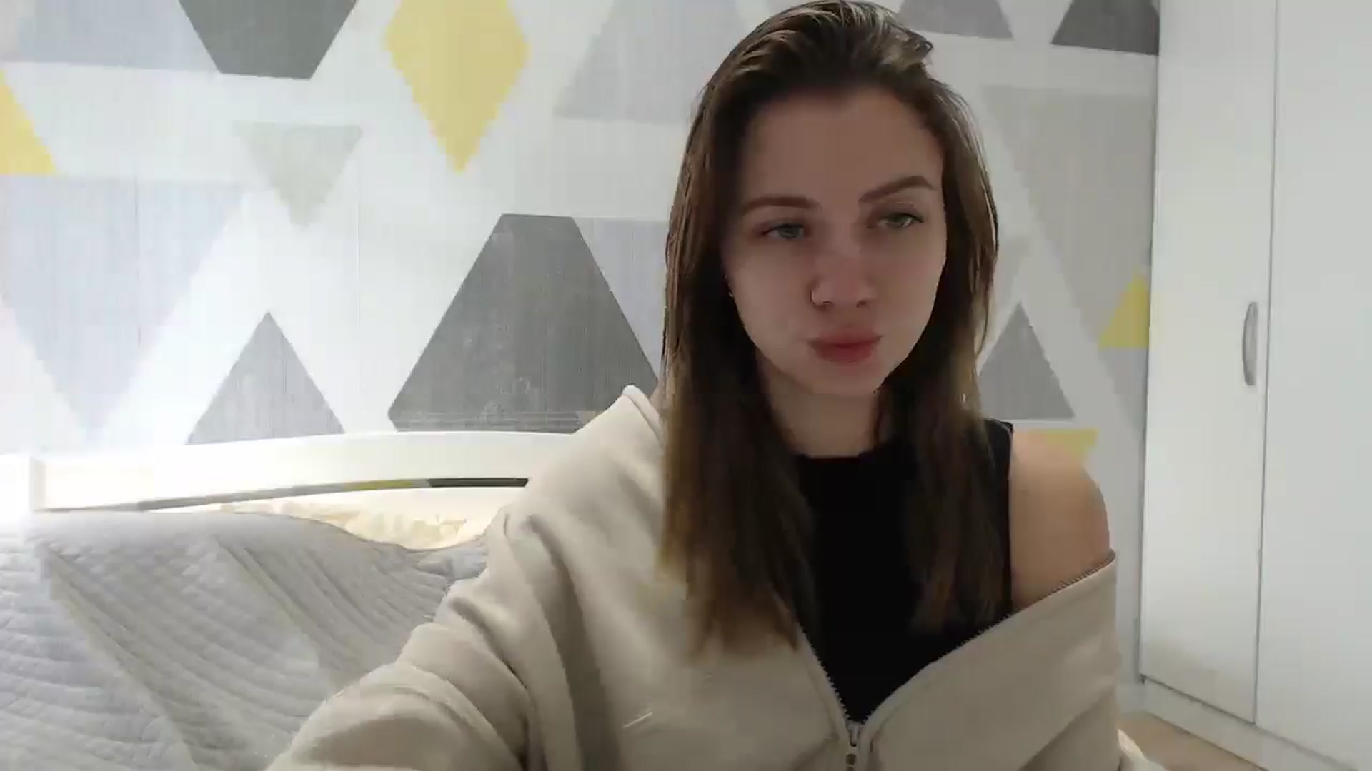 Gallery image thumbnail from Sulfate0's myfreecams stream on, 01/10/2025, 09:41 image 16 of 20