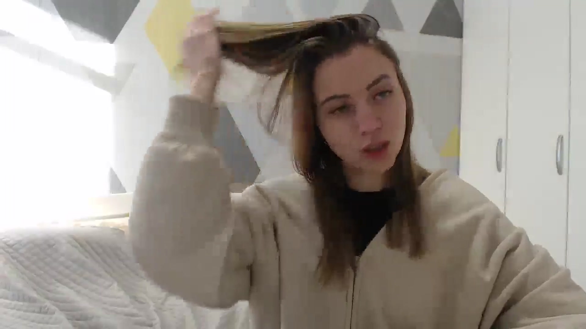 Gallery image thumbnail from Sulfate0's myfreecams stream on, 01/10/2025, 09:41 image 4 of 20