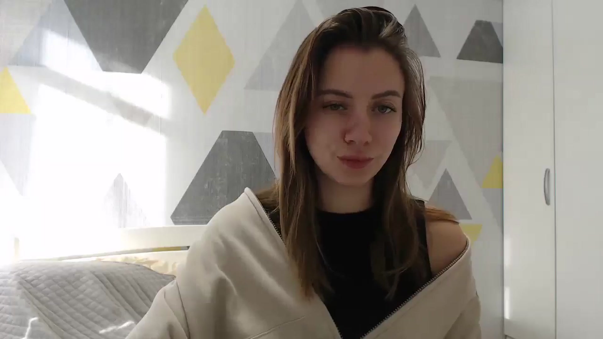 Gallery image thumbnail from Sulfate0's myfreecams stream on, 01/10/2025, 09:41 image 9 of 20