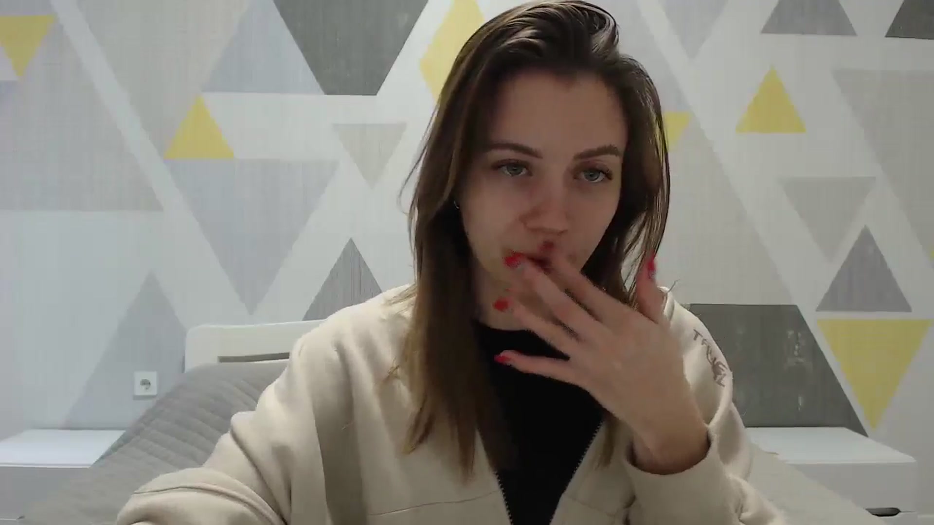 Gallery image thumbnail from Sulfate0's myfreecams stream on, 01/10/2025, 11:00 image 17 of 20