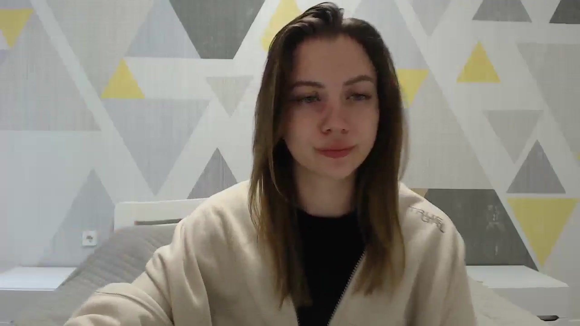 Gallery image thumbnail from Sulfate0's myfreecams stream on, 01/10/2025, 11:00 image 12 of 20