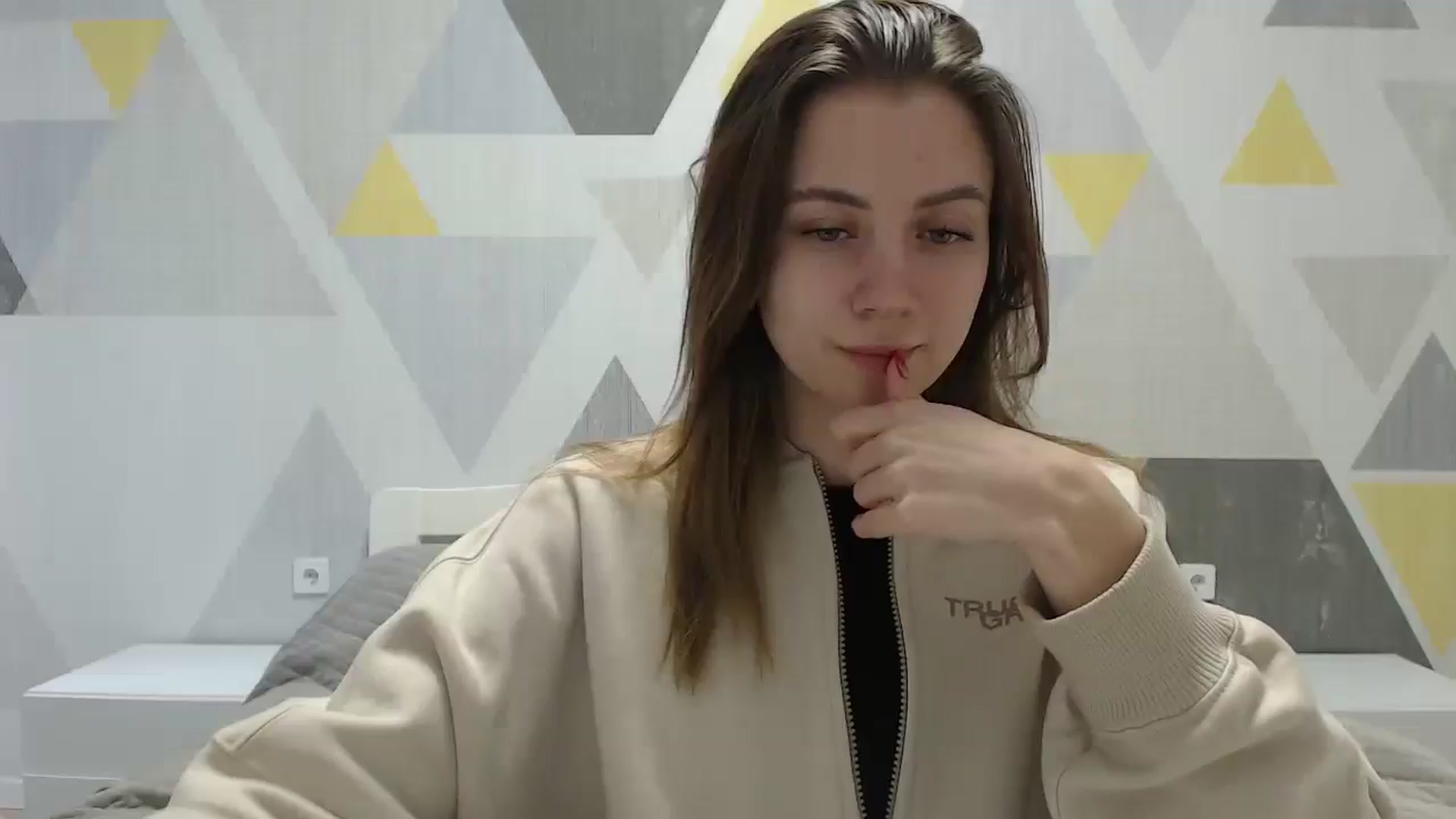 Gallery image thumbnail from Sulfate0's myfreecams stream on, 01/10/2025, 12:04 image 1 of 20