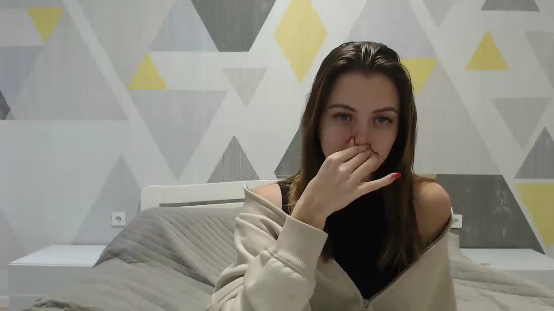 Gallery image thumbnail from Sulfate0's myfreecams stream on, 01/10/2025, 12:18 image 17 of 20