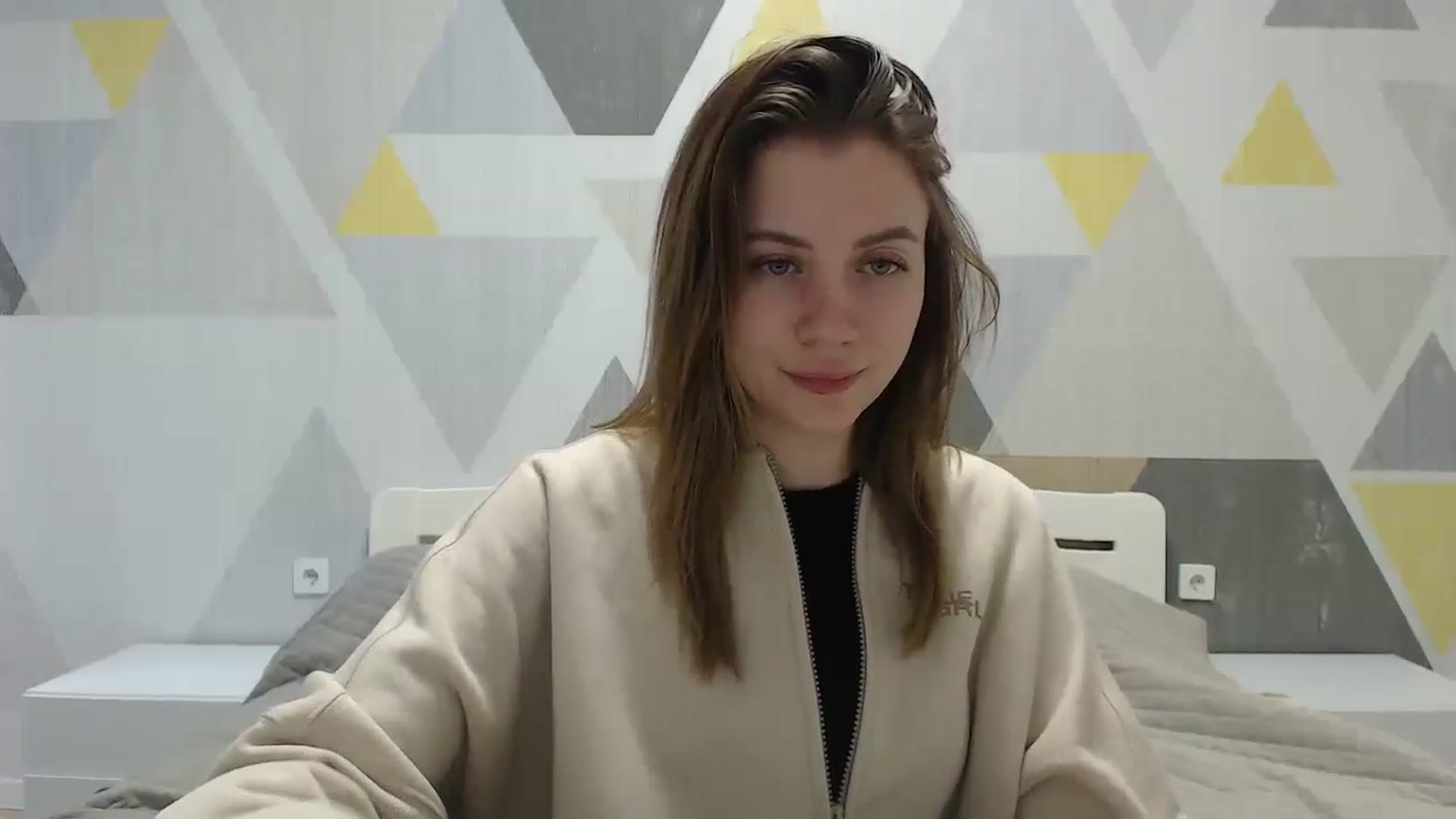 Gallery image thumbnail from Sulfate0's myfreecams stream on, 01/10/2025, 12:18 image 10 of 20
