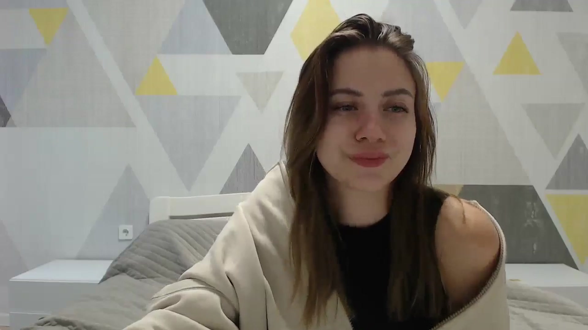 Gallery image thumbnail from Sulfate0's myfreecams stream on, 01/10/2025, 12:18 image 14 of 20