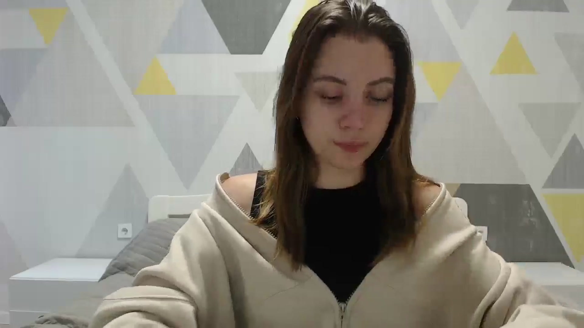 Gallery image thumbnail from Sulfate0's myfreecams stream on, 01/10/2025, 12:18 image 18 of 20