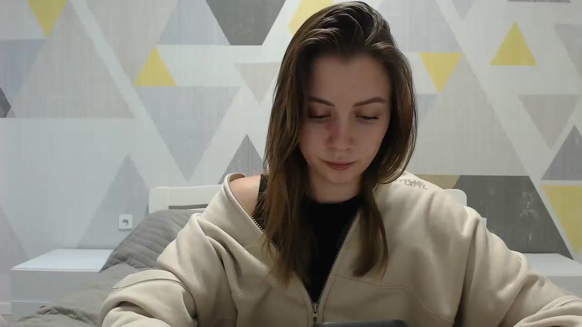 Gallery image thumbnail from Sulfate0's myfreecams stream on, 01/10/2025, 12:43 image 7 of 20