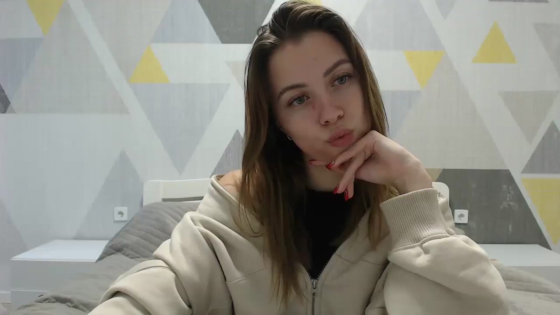 Gallery image thumbnail from Sulfate0's myfreecams stream on, 01/10/2025, 12:43 image 4 of 20