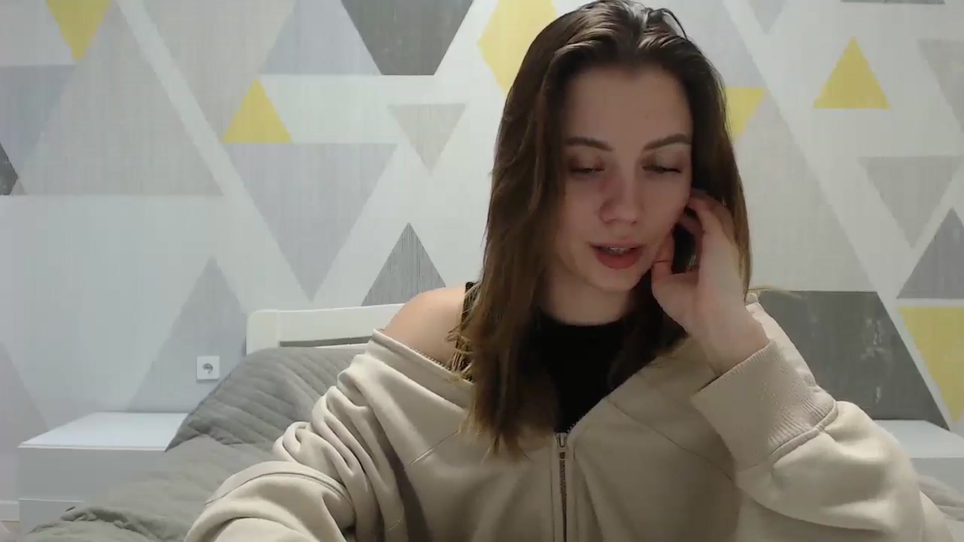 Gallery image thumbnail from Sulfate0's myfreecams stream on, 01/10/2025, 12:43 image 9 of 20