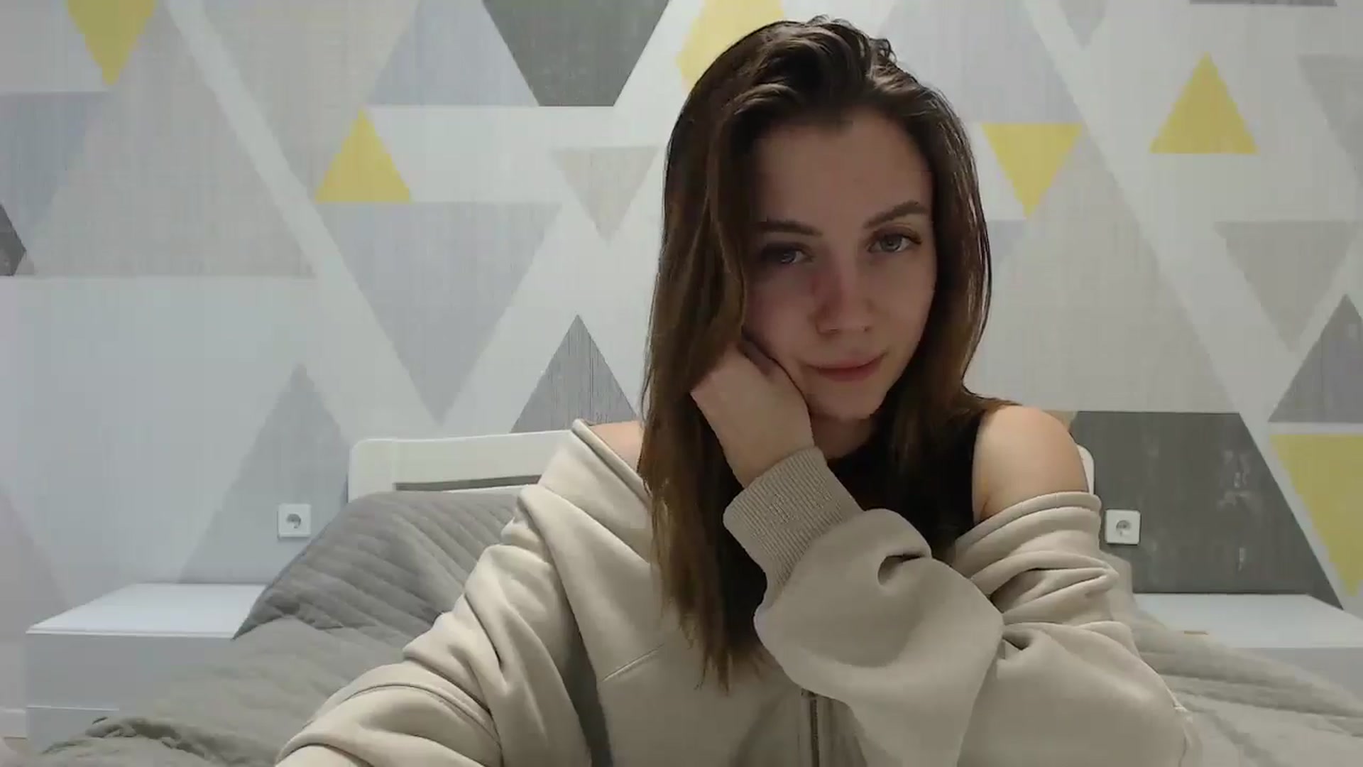 Gallery image thumbnail from Sulfate0's myfreecams stream on, 01/10/2025, 12:43 image 13 of 20