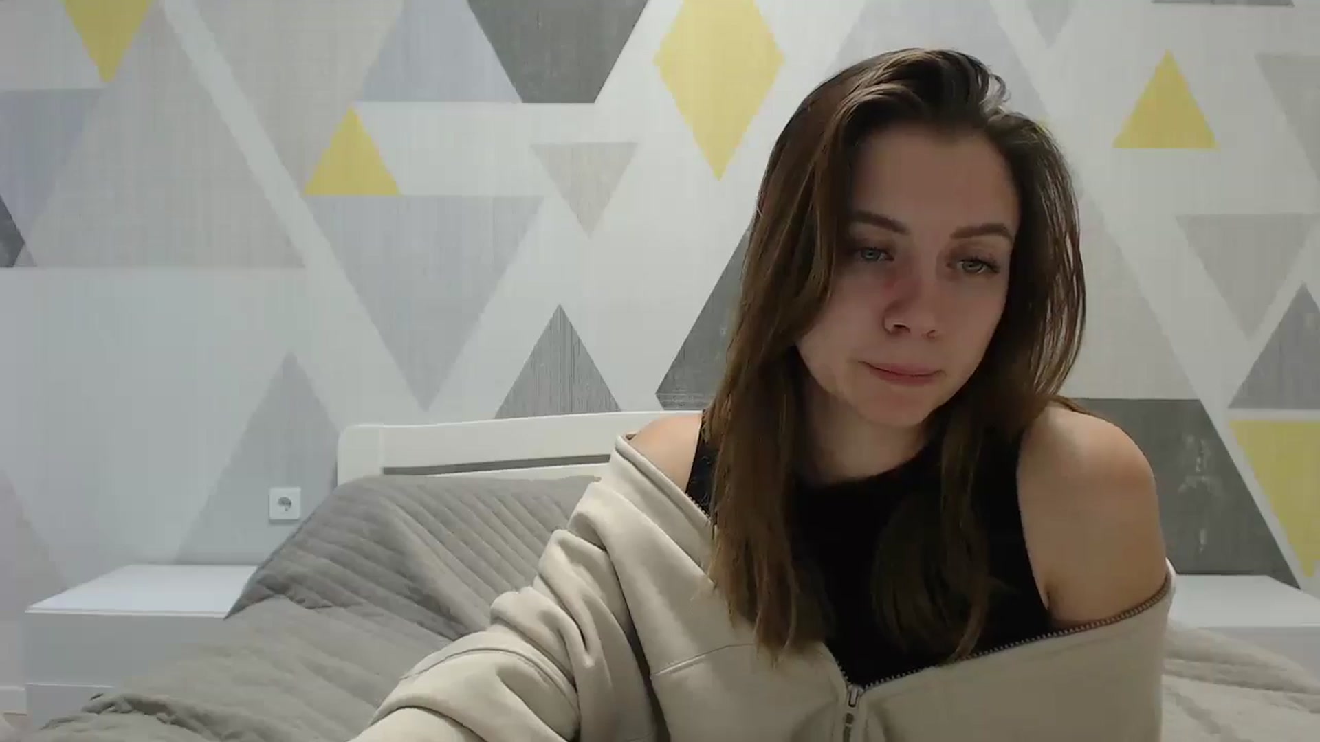 Gallery image thumbnail from Sulfate0's myfreecams stream on, 01/10/2025, 12:43 image 12 of 20