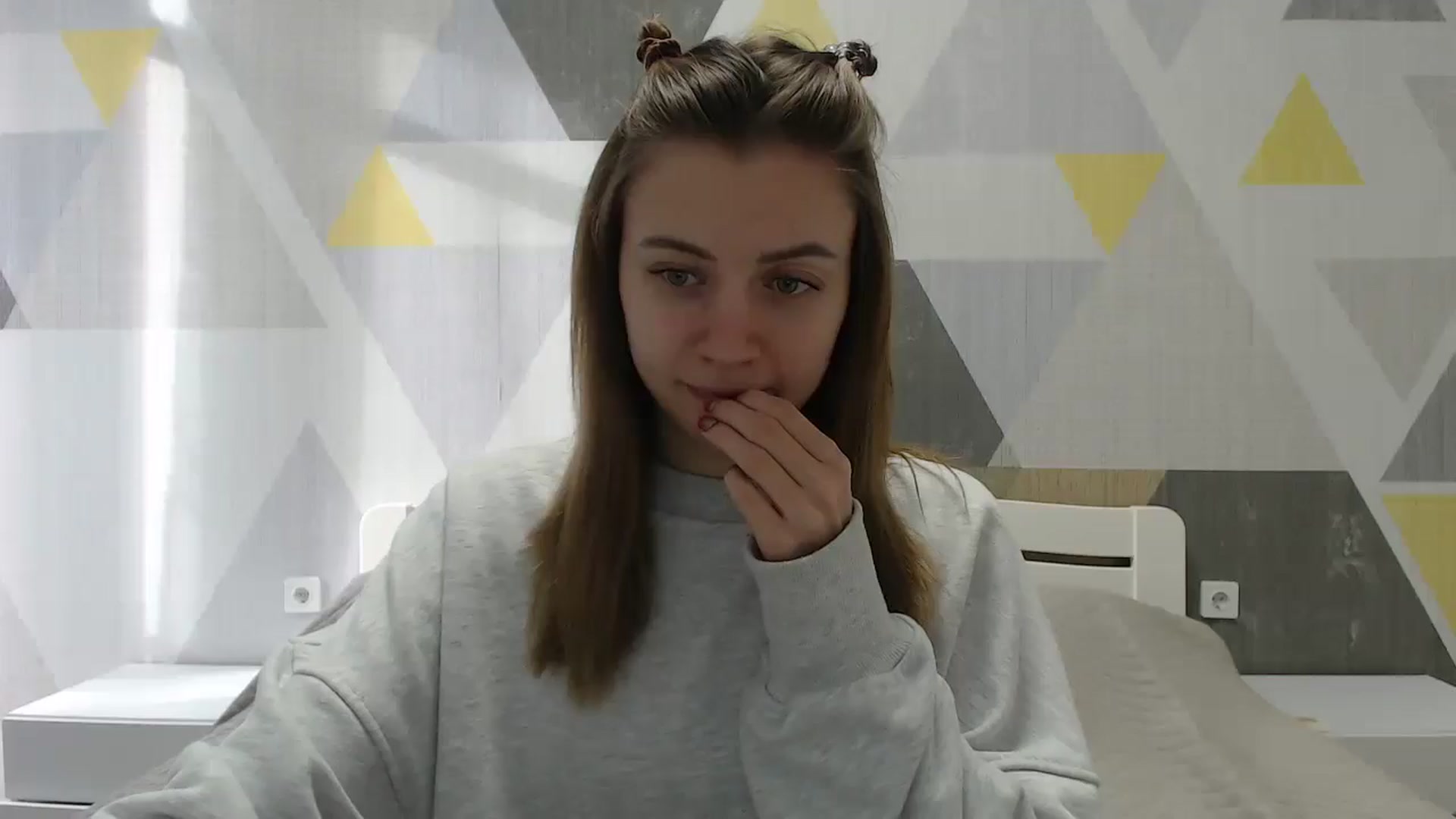 Gallery image thumbnail from Sulfate0's myfreecams stream on, 01/11/2025, 09:25 image 1 of 20
