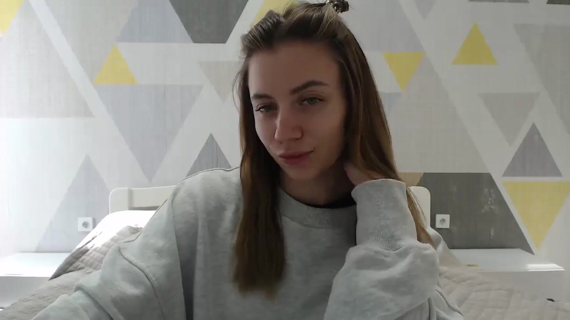 Gallery image thumbnail from Sulfate0's myfreecams stream on, 01/11/2025, 10:49 image 15 of 20
