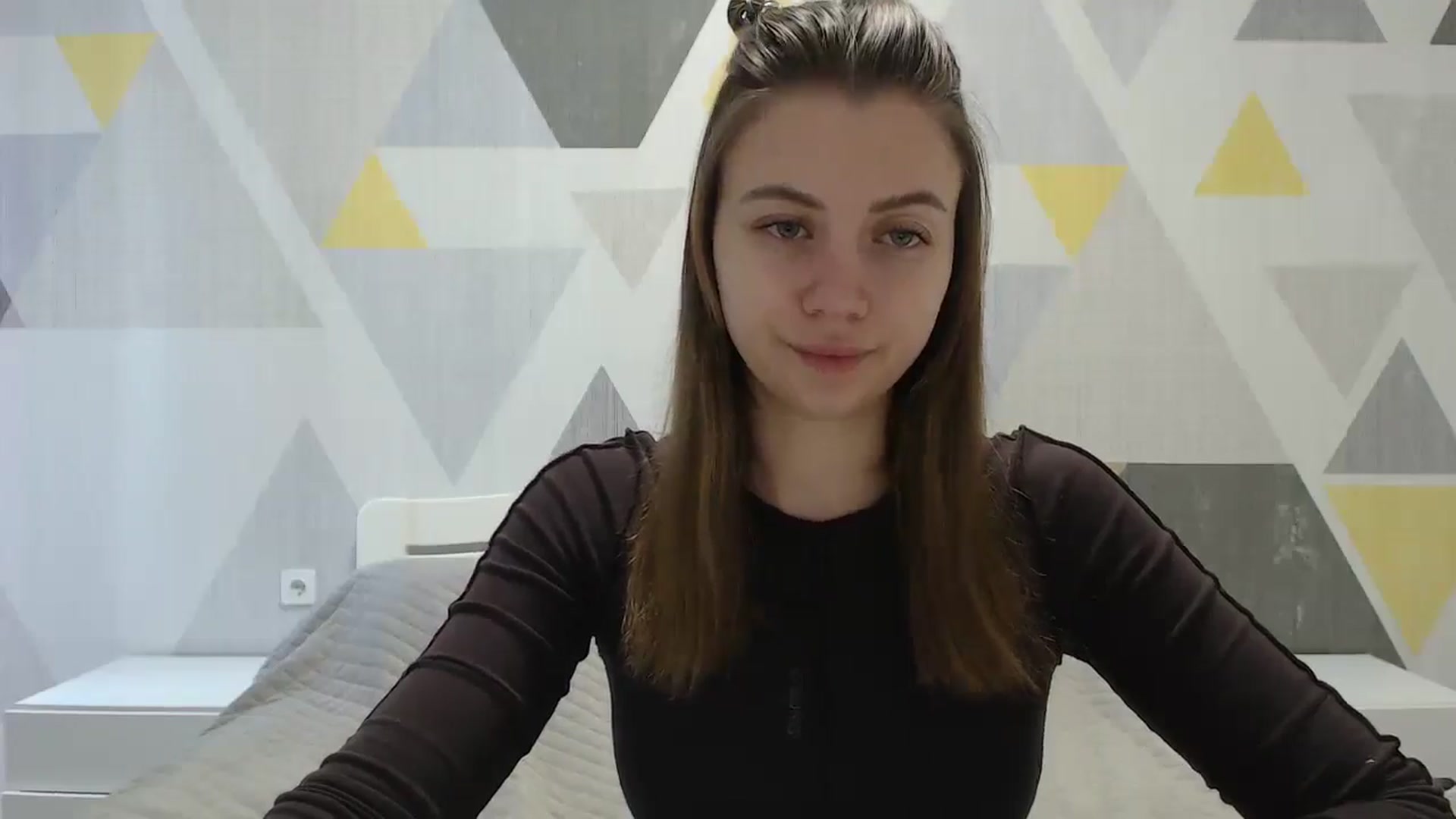 Gallery image thumbnail from Sulfate0's myfreecams stream on, 01/12/2025, 07:53 image 8 of 20