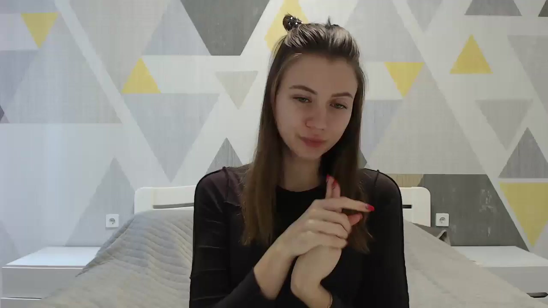 Gallery image thumbnail from Sulfate0's myfreecams stream on, 01/12/2025, 07:53 image 1 of 20