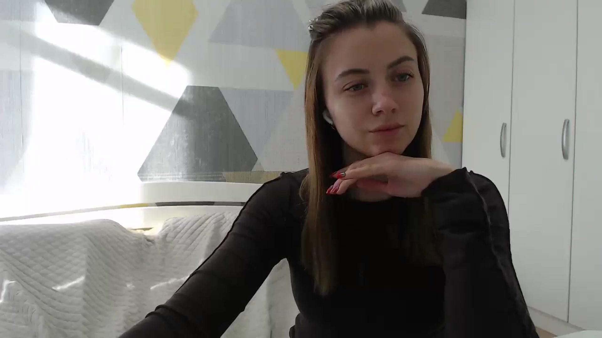 Gallery image thumbnail from Sulfate0's myfreecams stream on, 01/12/2025, 09:41 image 13 of 20
