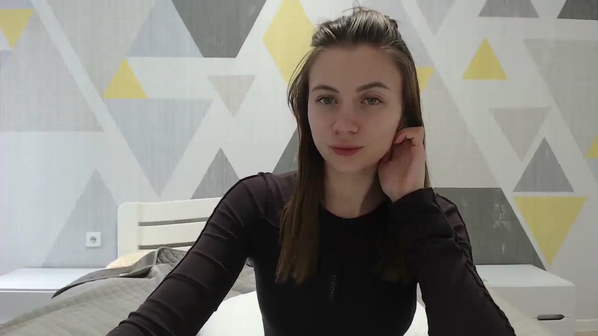 Gallery image thumbnail from Sulfate0's myfreecams stream on, 01/12/2025, 11:09 image 11 of 20