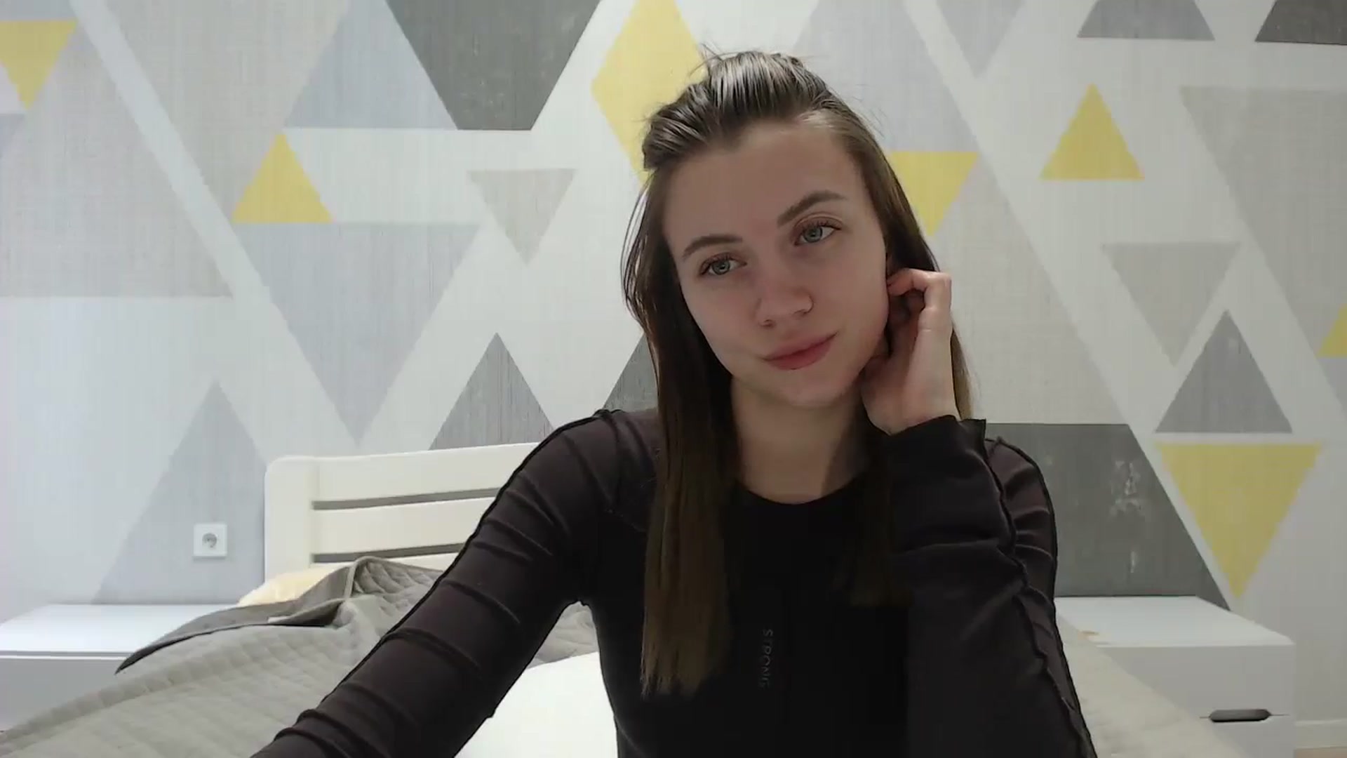 Gallery image thumbnail from Sulfate0's myfreecams stream on, 01/12/2025, 11:09 image 12 of 20