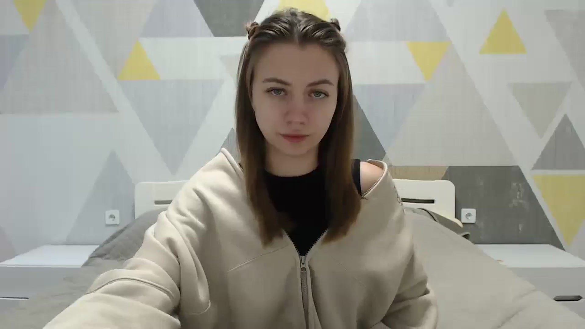 Gallery image thumbnail from Sulfate0's myfreecams stream on, 01/14/2025, 07:57 image 12 of 20
