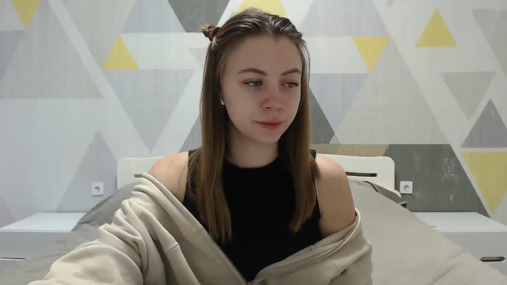 Gallery image thumbnail from Sulfate0's myfreecams stream on, 01/14/2025, 07:57 image 20 of 20