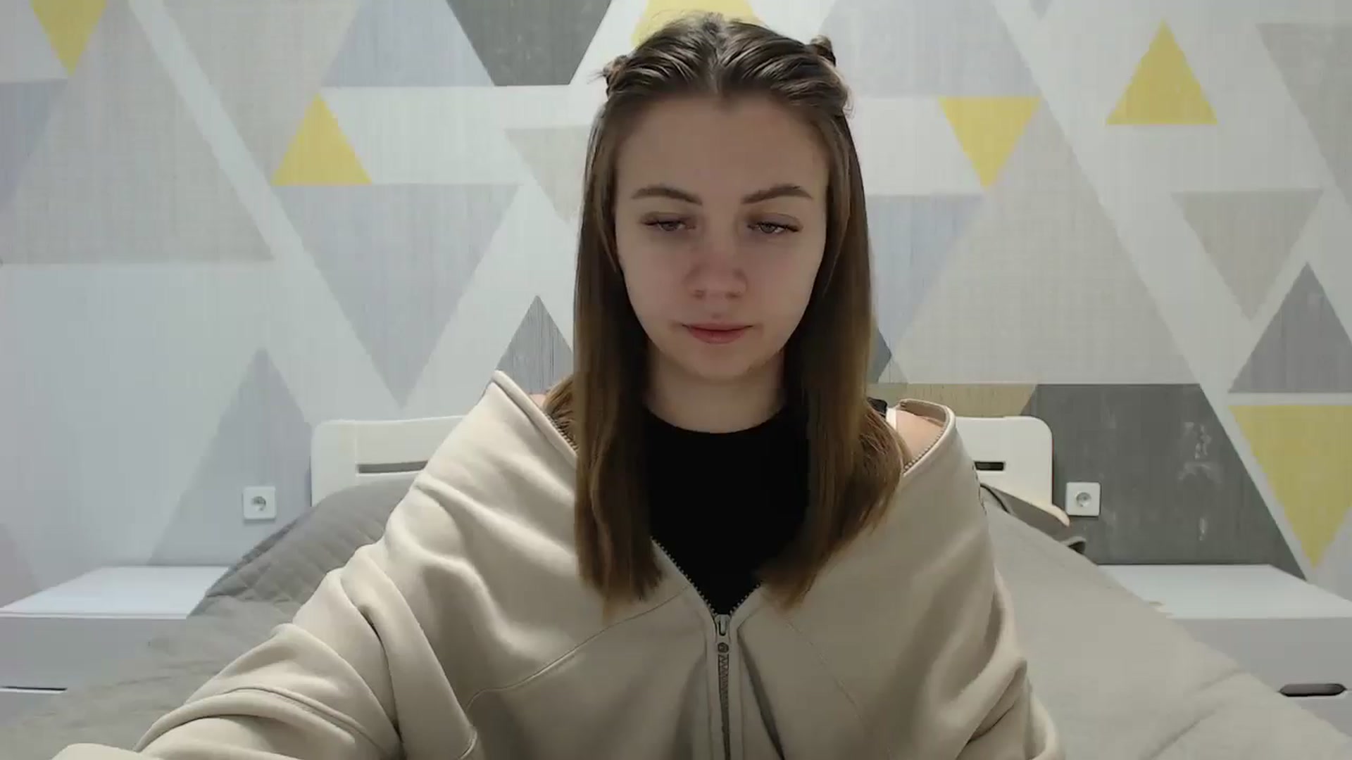 Gallery image thumbnail from Sulfate0's myfreecams stream on, 01/14/2025, 07:57 image 17 of 20